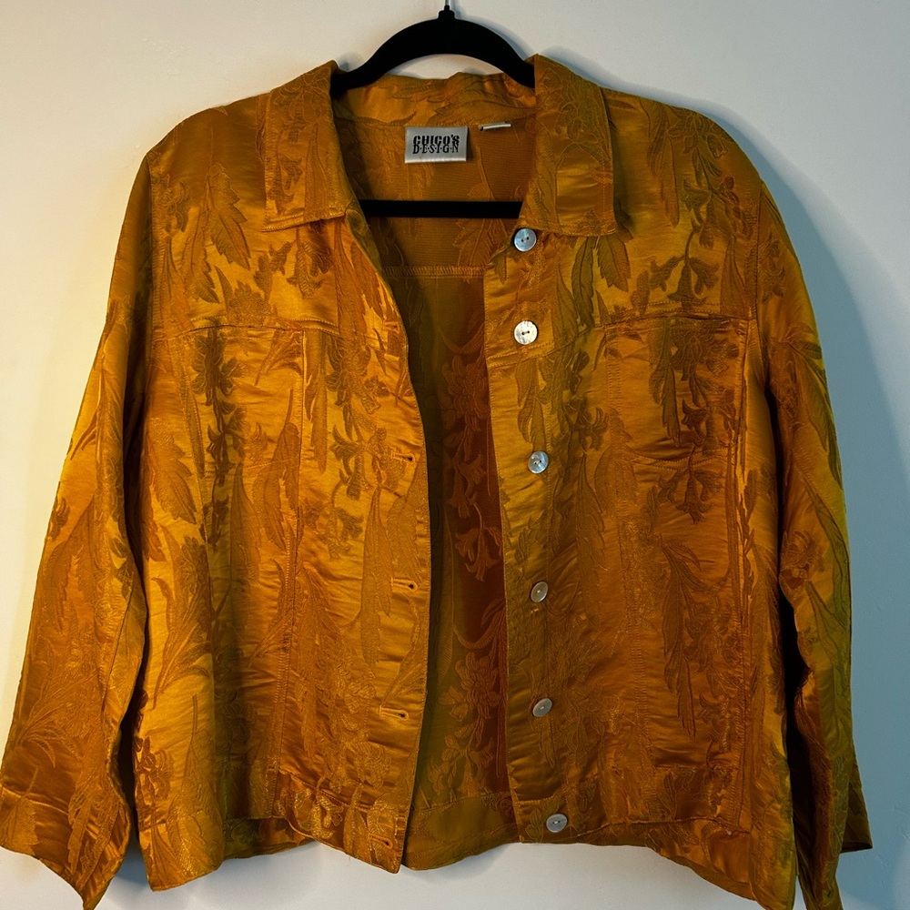 Chico’s design golden silk shirt with abalone buttons